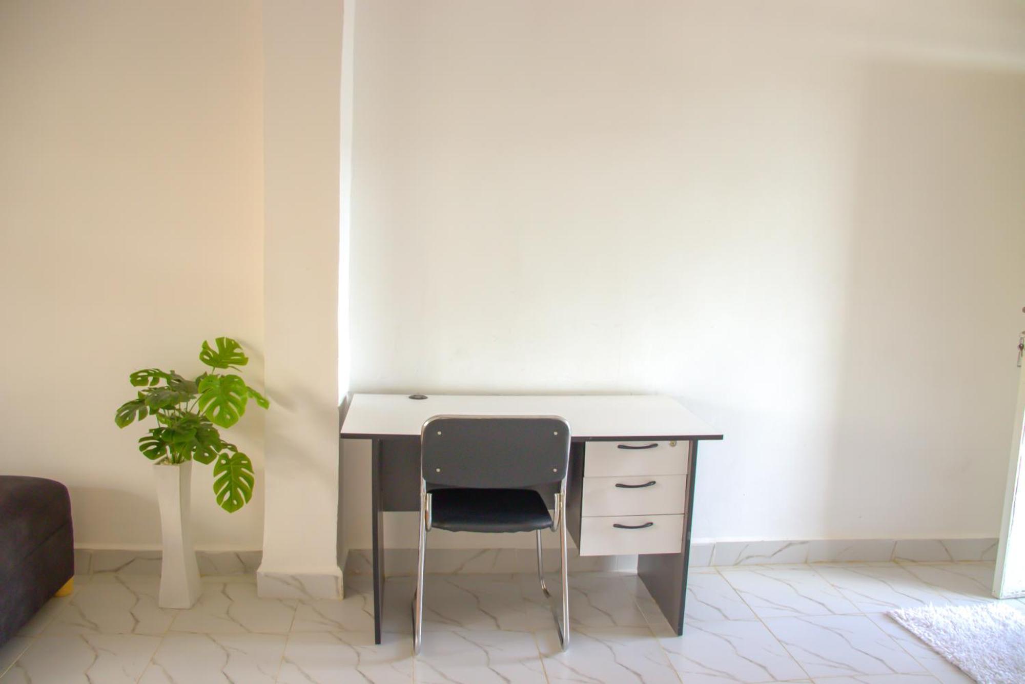 One Bedroom Unit With Wi-fi & Parking Nanyuki
